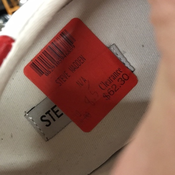 Steve Madden Belle Sneaker - Picture 5 of 11